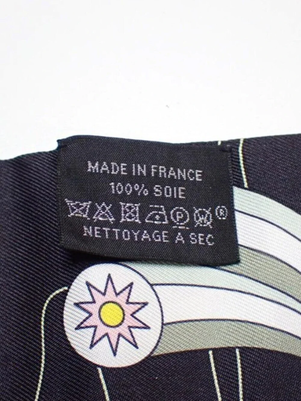 Hermès Twilly Scarf in Noir/Bleu Scarf Odyssey with Original Box and Tags - Picture 13 of 14